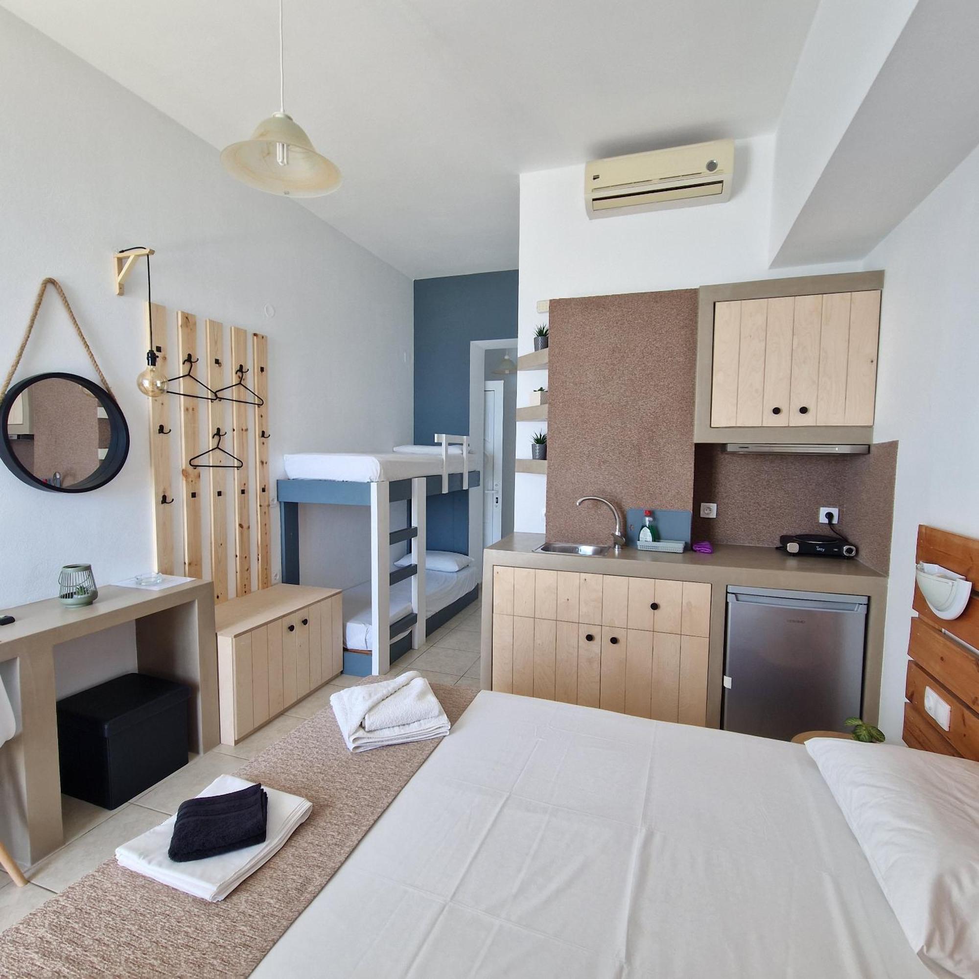Edelweiss Aparthotel Tsoutsouros  Exterior photo