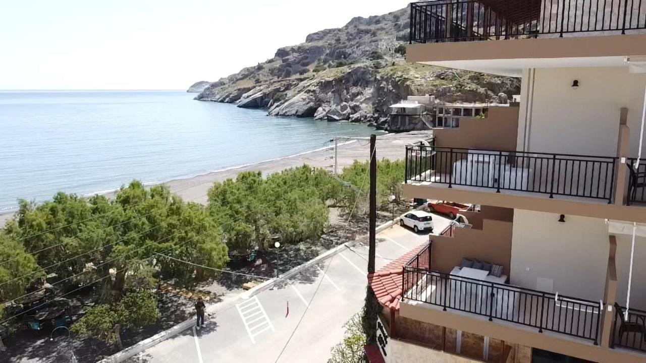 Edelweiss Aparthotel Tsoutsouros  Exterior photo